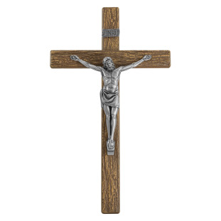 9956PVMAD Crucifixo em Metal com Acabamento Amadeirado Cristo Prata Velha 34cm