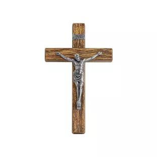 20205PVMAD Crucifixo em Metal com Acabamento Amadeirado Cristo Prata Velha 13cm